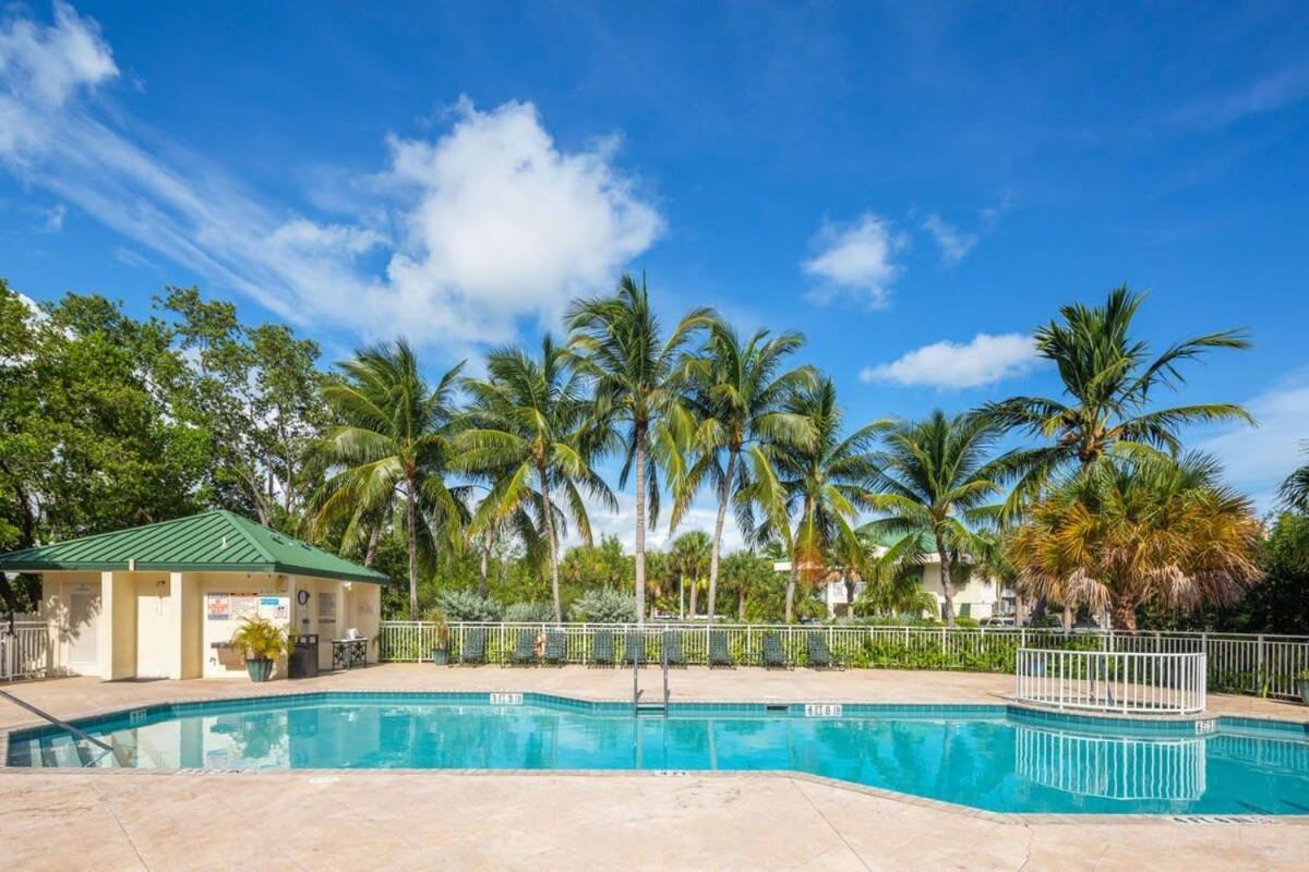 The Andros -4Th Floor Sunset View Villa Cayo Hueso Exterior foto